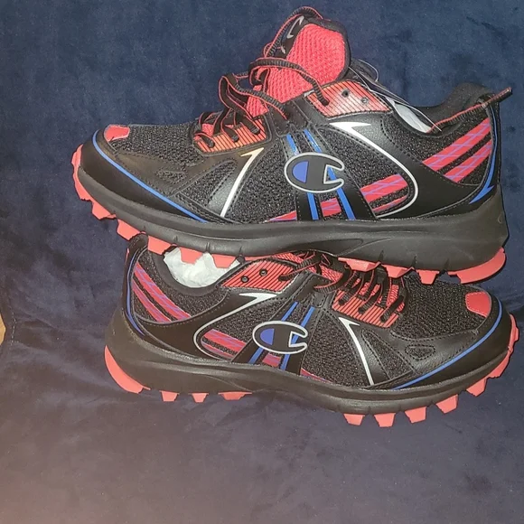 New Champion LOGO "APPROACH" Sneakers sizes 10 and 10.5 - Picture 9 of 10